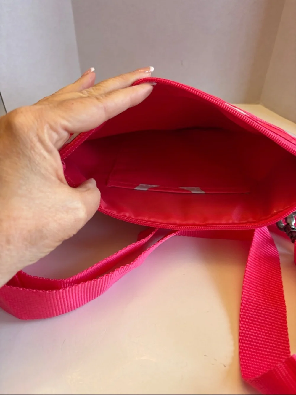 Thirty one Coral Polka Dot Crossbody Bag - Picture 3 of 3